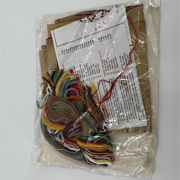 The Creative Circle 0552 Indian Artifacts Embroidery Kit NEW Vintage 1987 - Picture 4 of 6